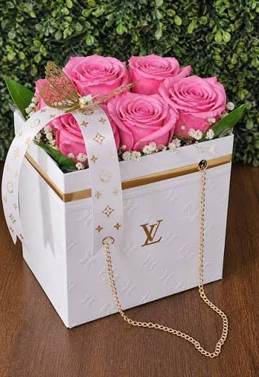 Bespoke luxury floral gifting by Fede Fiori